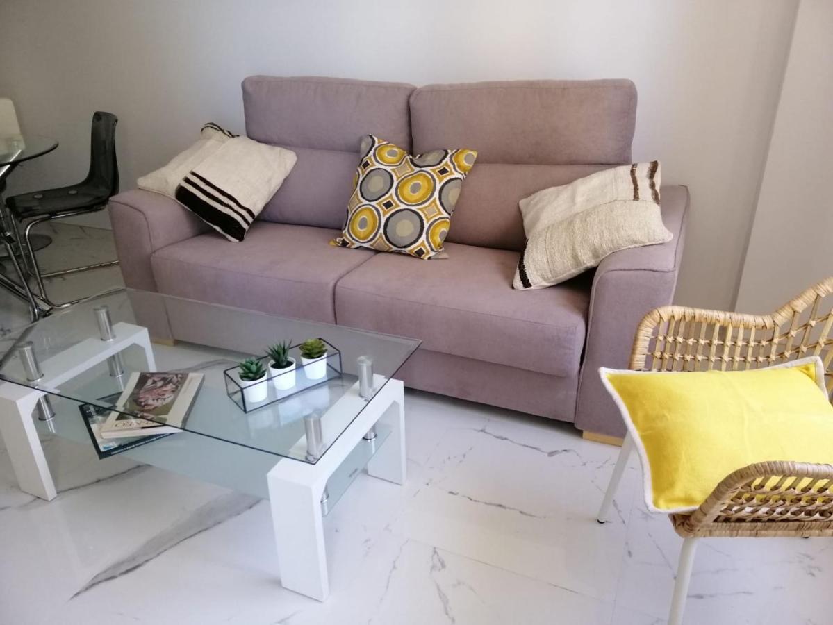 Apartamento 315 En Paseo Maritimo 96 ฟูเอนฮิโรลา ภายนอก รูปภาพ