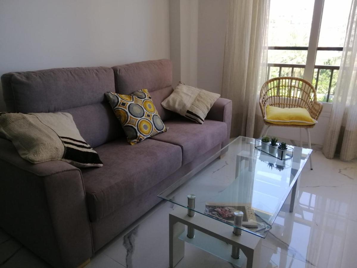 Apartamento 315 En Paseo Maritimo 96 ฟูเอนฮิโรลา ภายนอก รูปภาพ