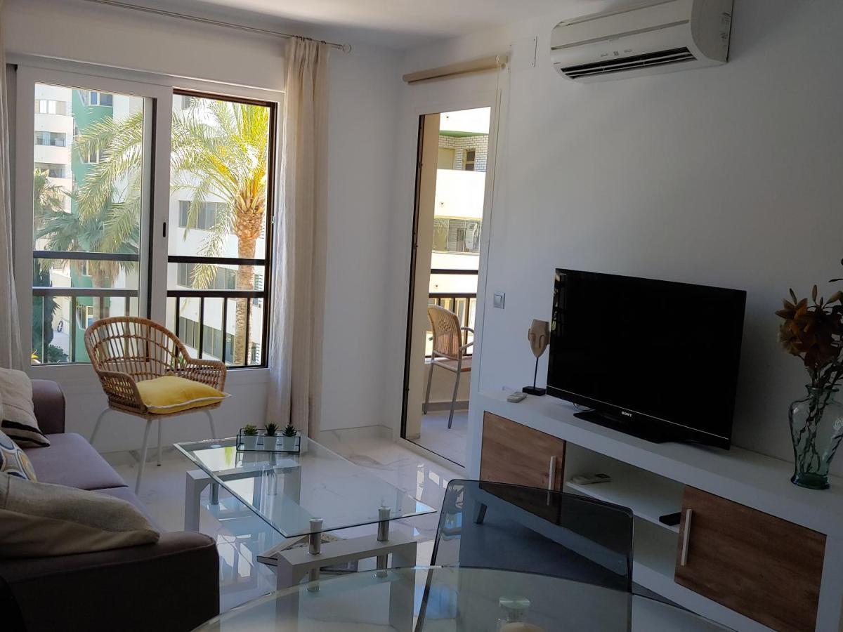 Apartamento 315 En Paseo Maritimo 96 ฟูเอนฮิโรลา ภายนอก รูปภาพ