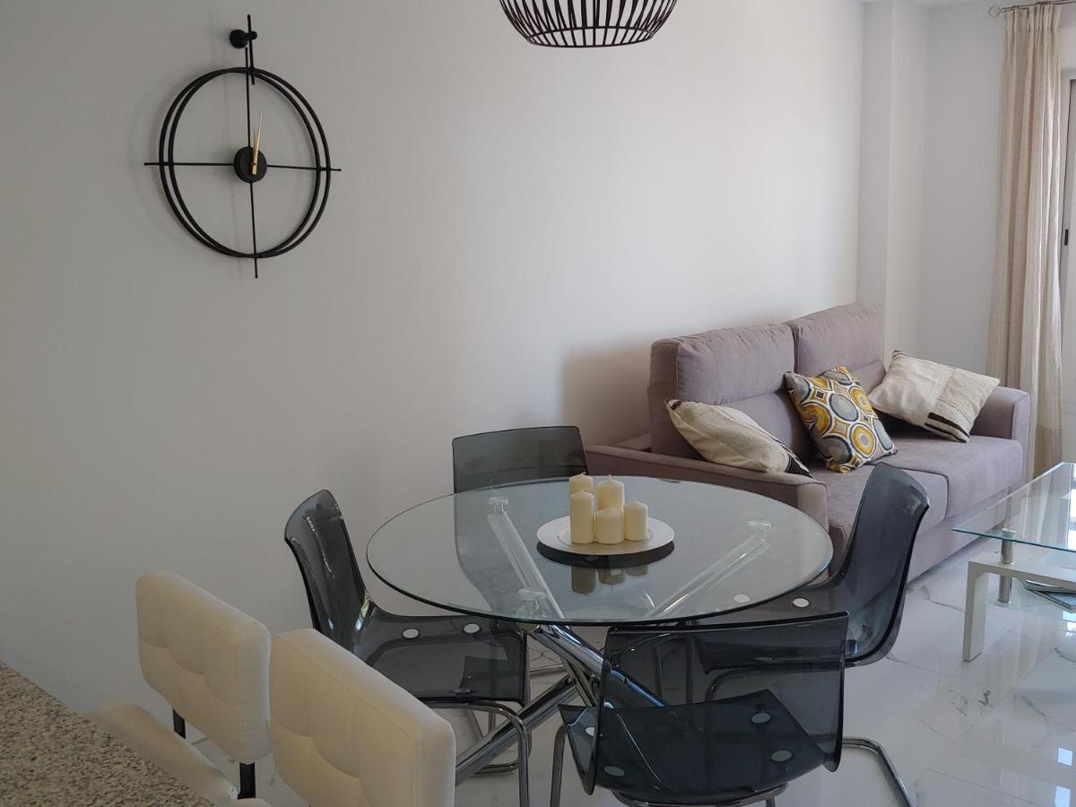 Apartamento 315 En Paseo Maritimo 96 ฟูเอนฮิโรลา ภายนอก รูปภาพ