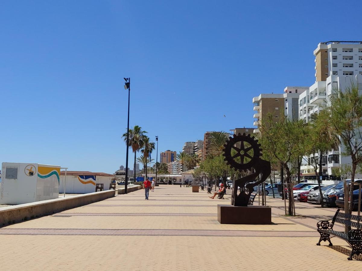 Apartamento 315 En Paseo Maritimo 96 ฟูเอนฮิโรลา ภายนอก รูปภาพ