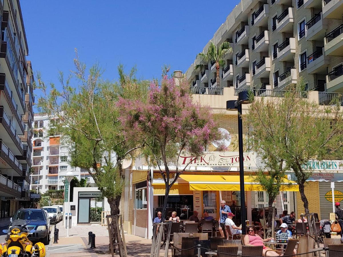 Apartamento 315 En Paseo Maritimo 96 ฟูเอนฮิโรลา ภายนอก รูปภาพ