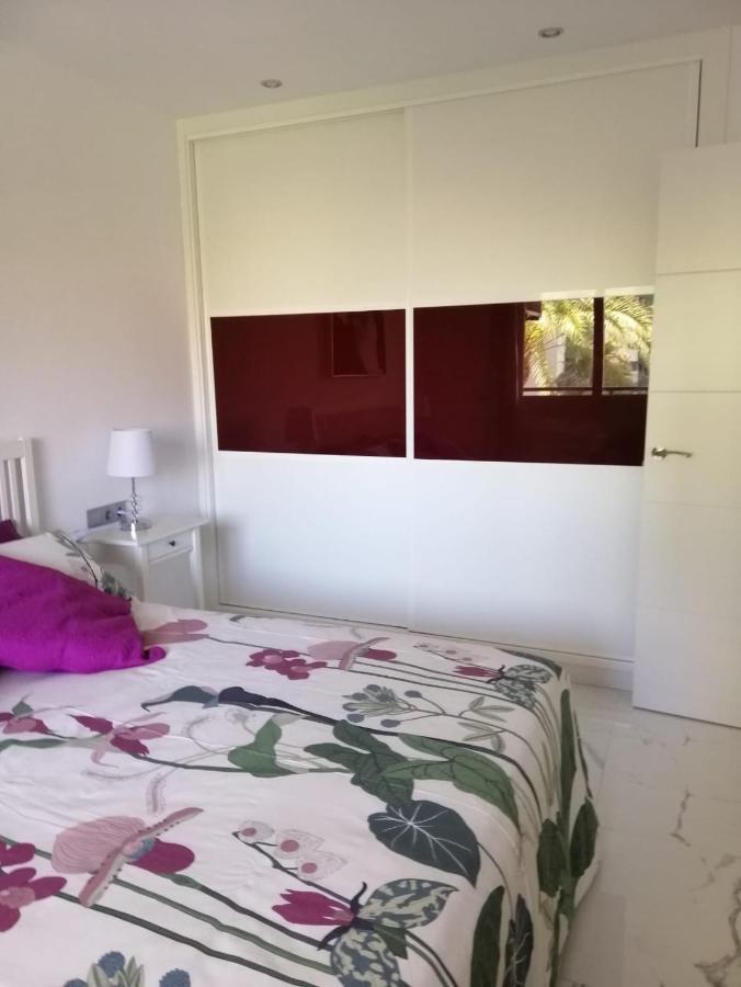 Apartamento 315 En Paseo Maritimo 96 ฟูเอนฮิโรลา ภายนอก รูปภาพ
