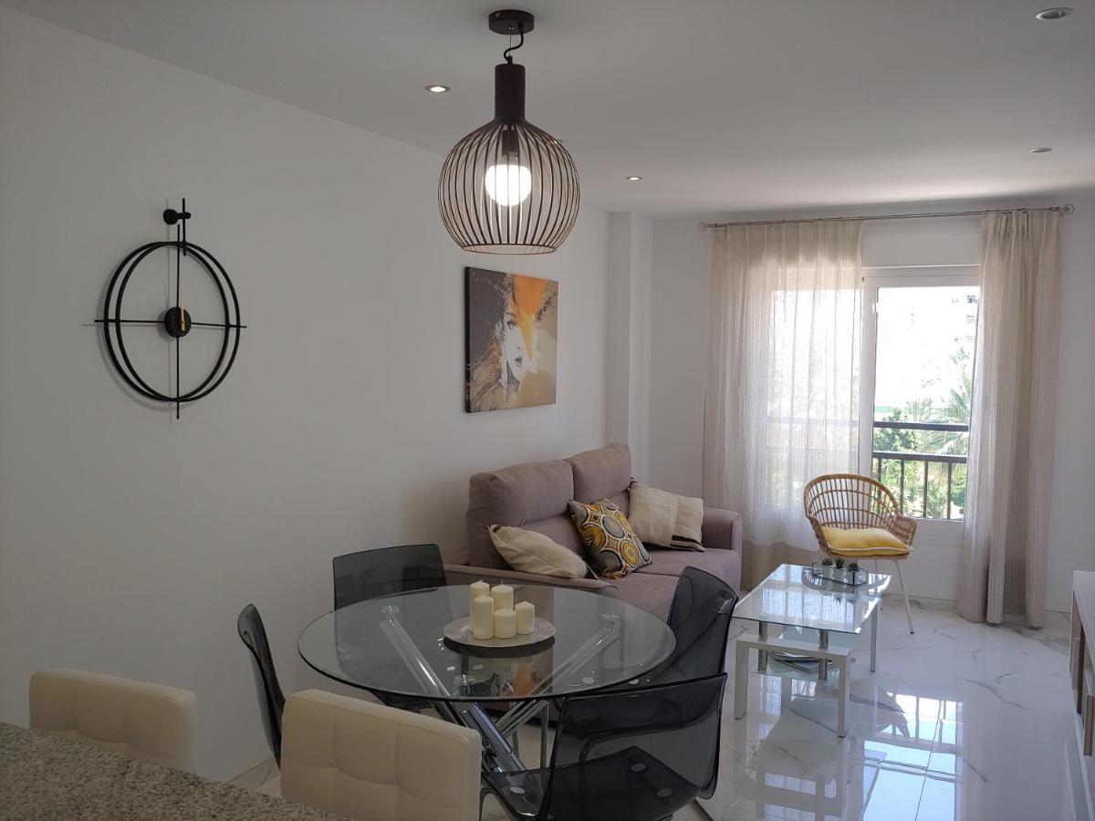 Apartamento 315 En Paseo Maritimo 96 ฟูเอนฮิโรลา ภายนอก รูปภาพ